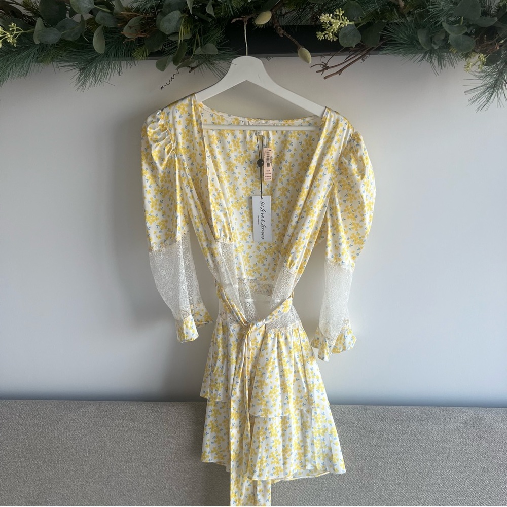For Love & Lemons Daffodil Robe - Picture 9 of 13
